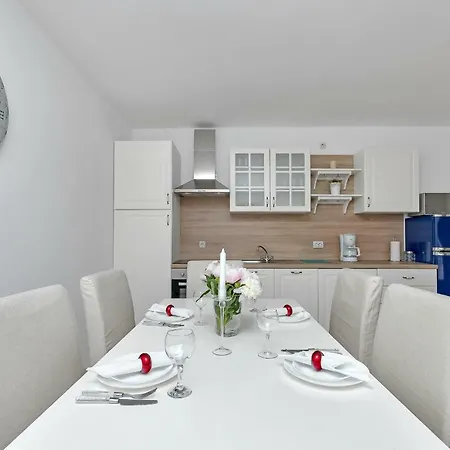 Apartment Marija *
